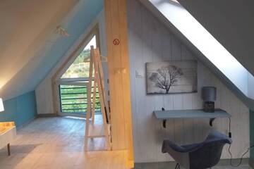 Фото номера Дом с 1 спальней Дома для отпуска E Berry Farm - Slow life home г. Olszyna 22