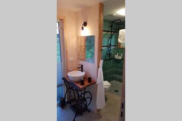 Фото номера Дом с 1 спальней Дома для отпуска E Berry Farm - Slow life home г. Olszyna 27